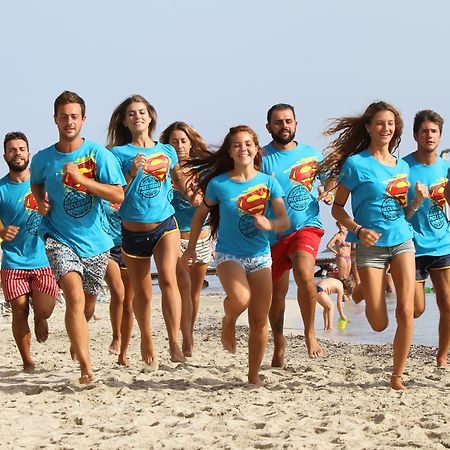 Club Esse Sporting Hotel Stintino Bagian luar foto
