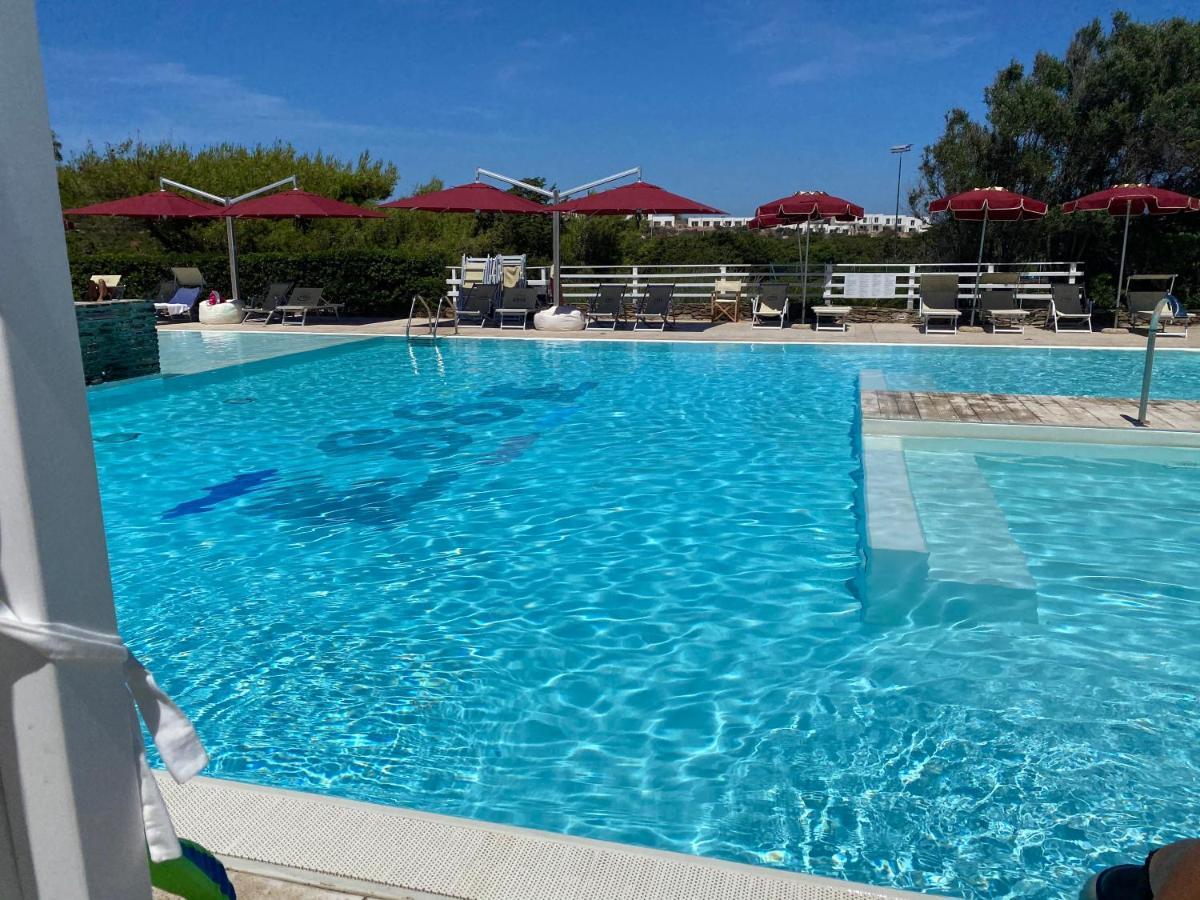 Club Esse Sporting Hotel Stintino Bagian luar foto