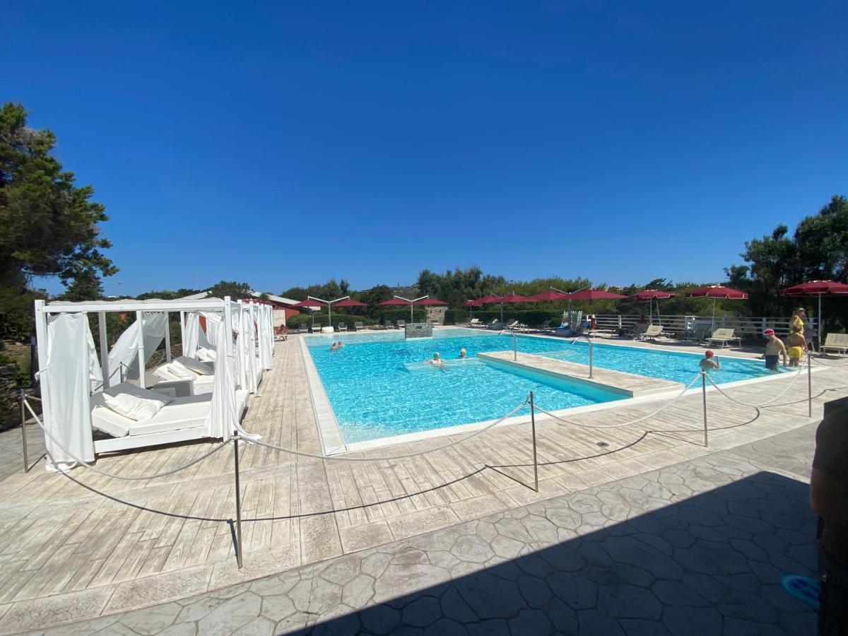 Club Esse Sporting Hotel Stintino Bagian luar foto