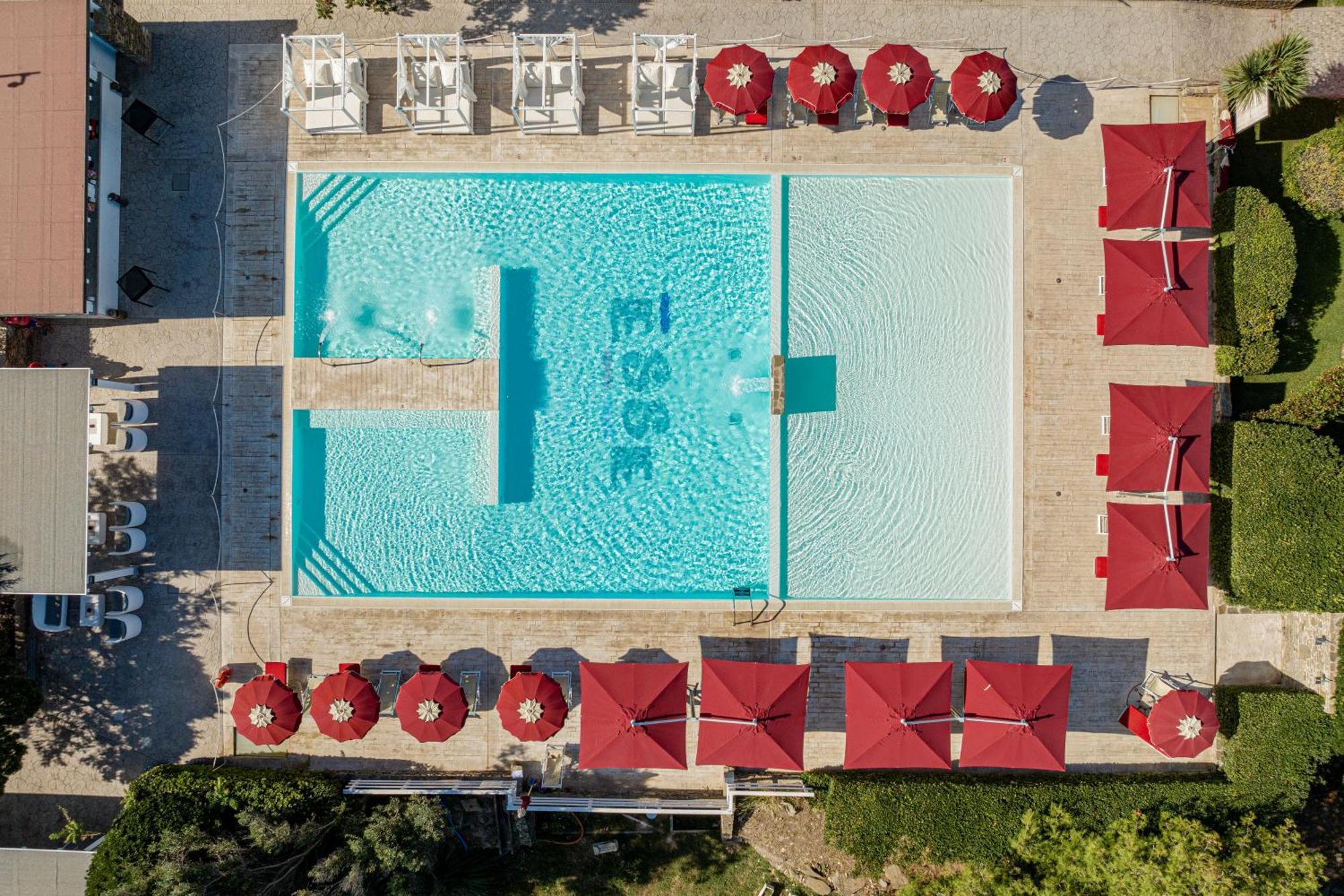 Club Esse Sporting Hotel Stintino Bagian luar foto